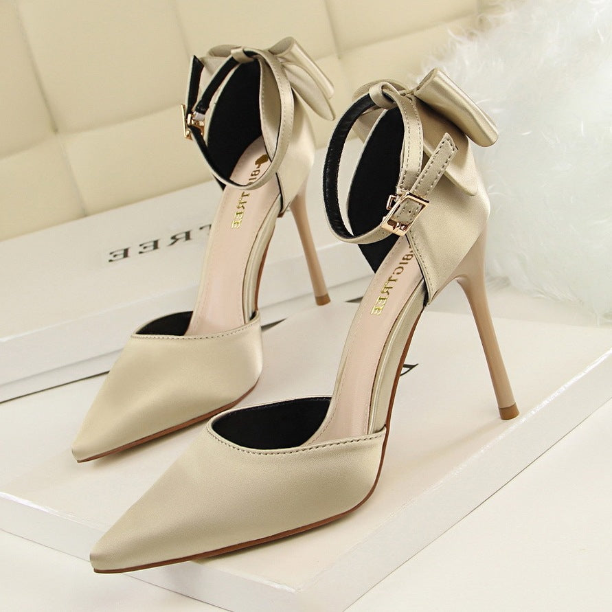 Pointed satin stiletto high heels - ladieskits - 0