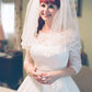 Robe de mariée en dentelle à encolure dégagée, d'inspiration vintage, longueur thé, avec manches, 20110635 