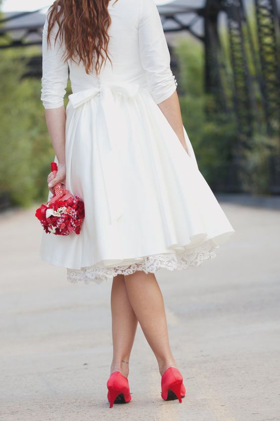 Audrey Hepburn inspired Tea Length Wedding Dress with 3/4 Sleeves,Rockabilly Hochzeitskleider,20081629