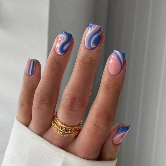 Blaue und weiße Wellen Französisch kurze Squoval Press On Nails 