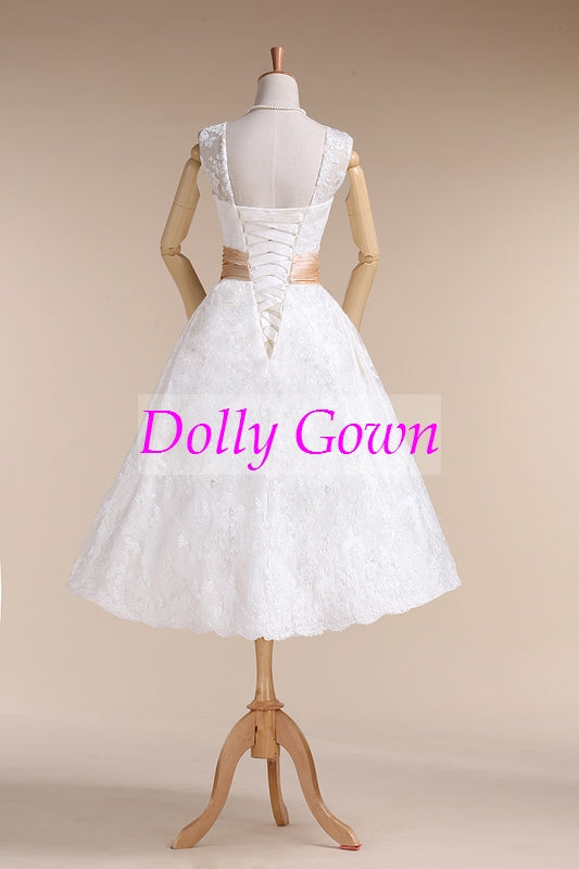 Audery Hepburn Style années 50 col en V longueur thé robes de mariée en dentelle, 20072809