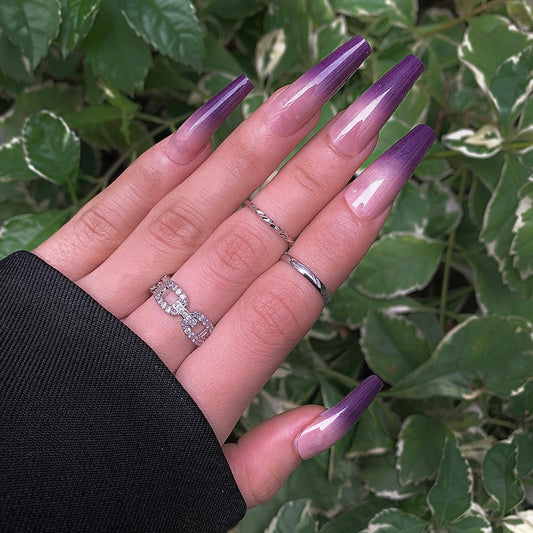 BettyCora Purple Elegant Holding Coffin Nails Acrylic False Nails